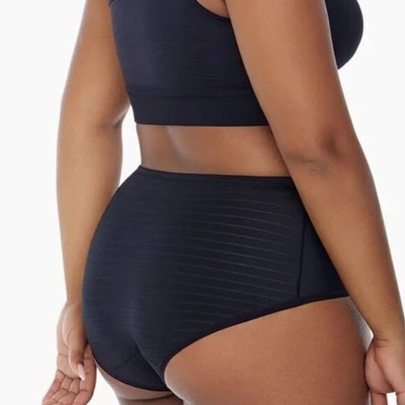 Curveez Women's Daily Striped Smoothing Briefs Light Compression Black XL NWT - Picture 2 of 12